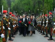 Президентське подружжя у Львові вшанувало пам’ять загиблих Героїв Небесної Сотні та учасників АТО