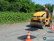 В Нікополі проводять поточний ремонт доріг та укладають тротуари