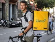 Glovo застраховал жизни украинских курьеров