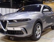 Появилось первое фото серийного кроссовера Alfa Romeo Tonale