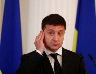 Зеленский насмешил украинцев: соцсети обсуждают его поедание халвы