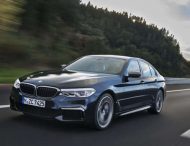 Житель Хмельницкой области украсил свой дом частями корпуса BMW 5 Series