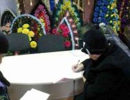 Ничего святого: в Павлограде мужчина произнес речь на похоронах и ограбил вдову