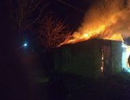 м. Нікополь: рятувальники ліквідували пожежу в господарчій споруді
