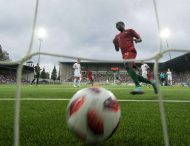 УЕФА перенес матчи сборных на неопределенный срок